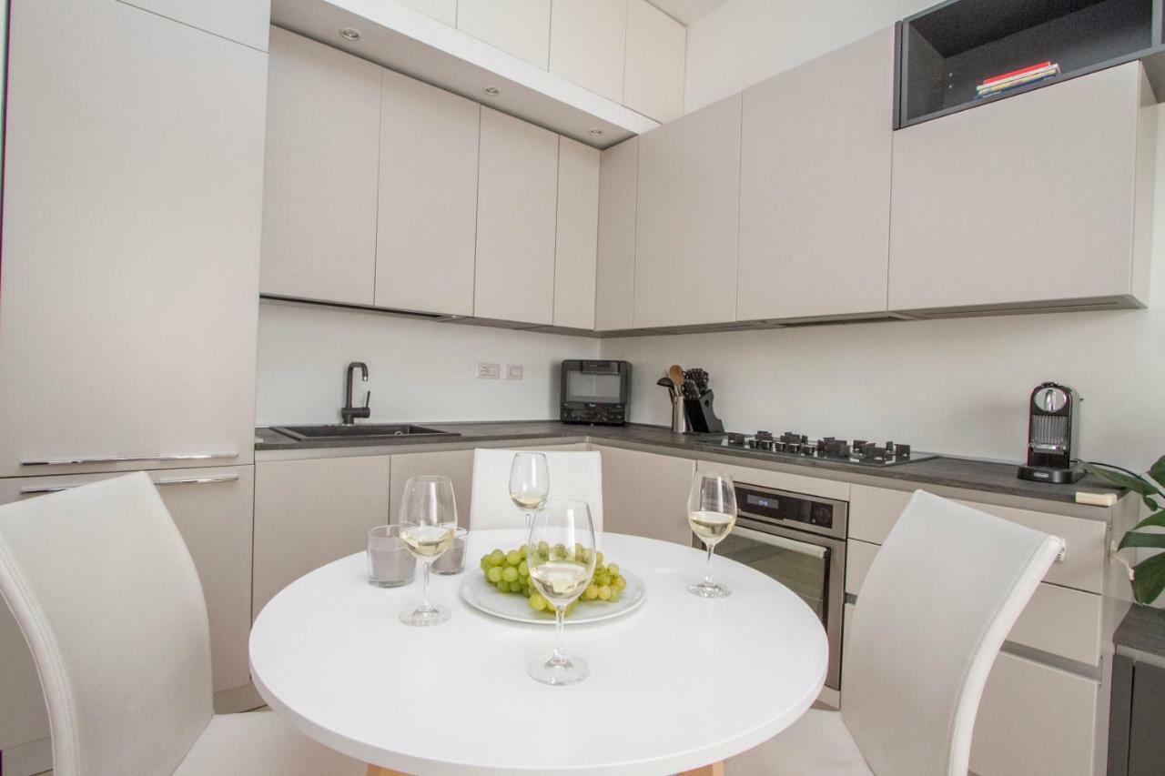 Luxury And Spacious Apartment Milão Exterior foto