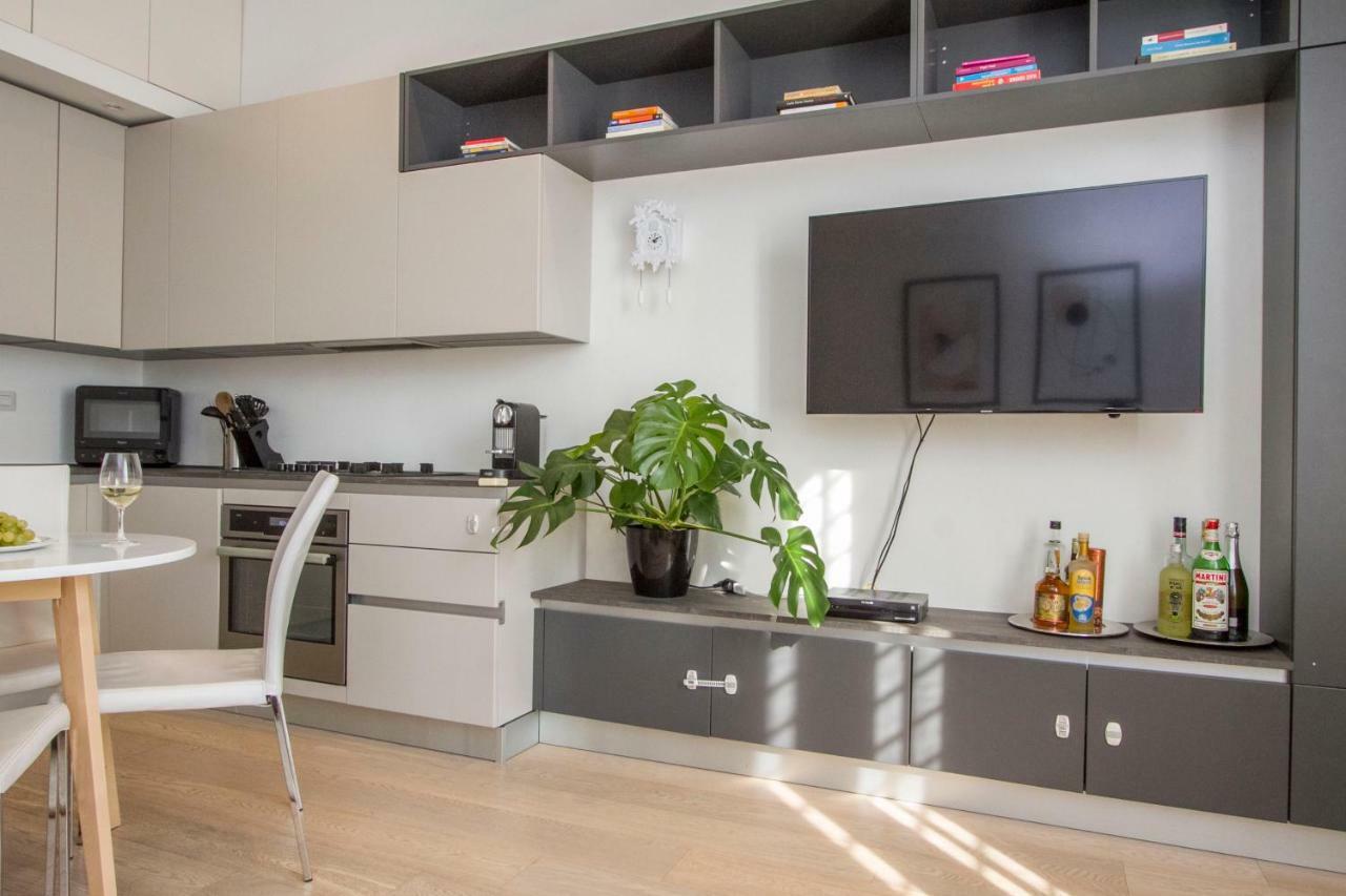 Luxury And Spacious Apartment Milão Exterior foto