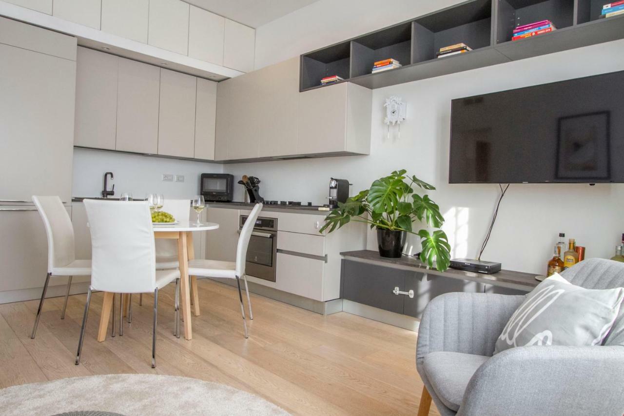 Luxury And Spacious Apartment Milão Exterior foto