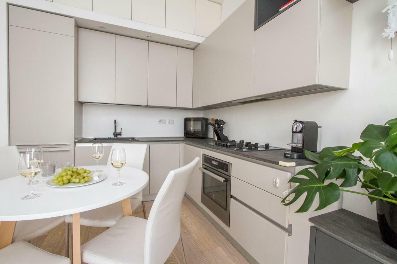 Luxury And Spacious Apartment Milão Exterior foto